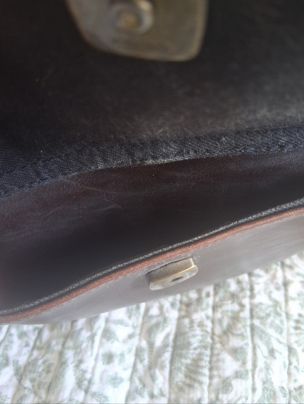 Liz Cliborne First Issue Brown Purse - Picture 3 of 9